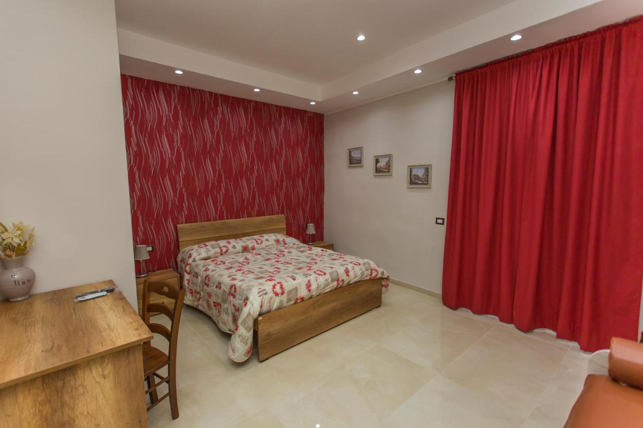 Decumano Massimo Bed and Breakfast Ercolano Exterior foto