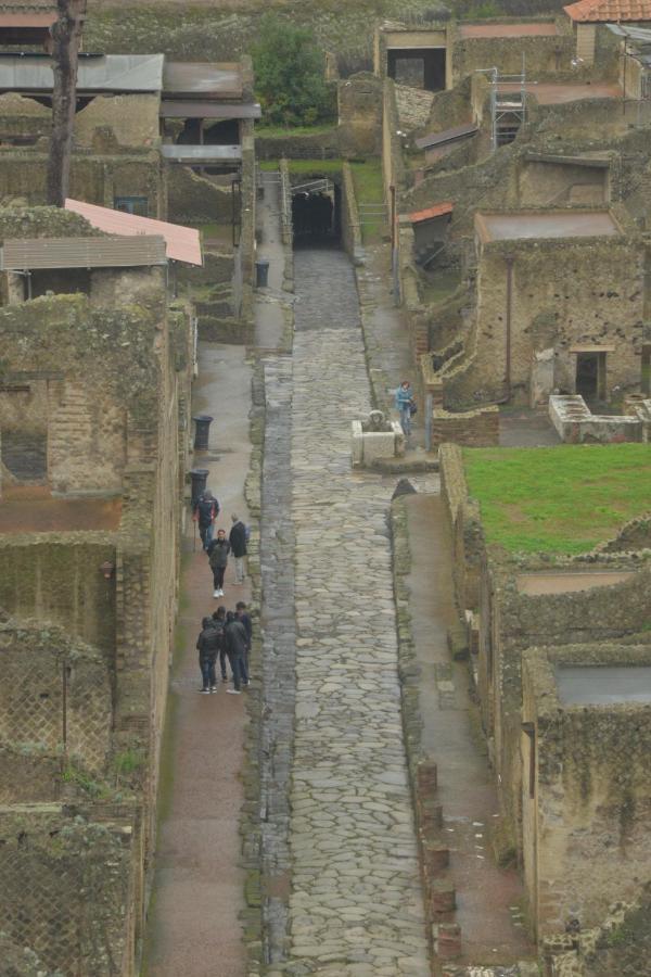 Decumano Massimo Bed and Breakfast Ercolano Exterior foto